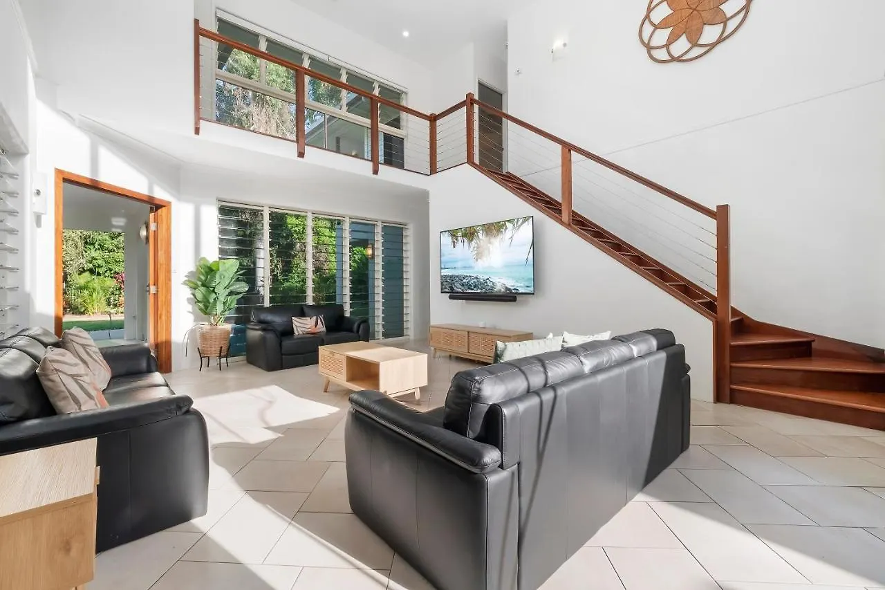 Totoka Retreat Palm Cove Villa Holiday home