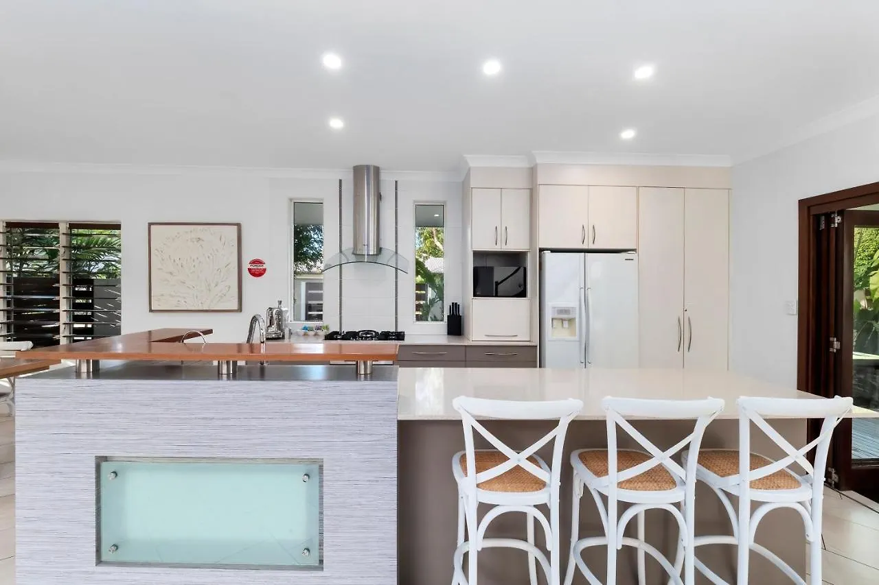 Totoka Retreat Palm Cove Villa Holiday home
